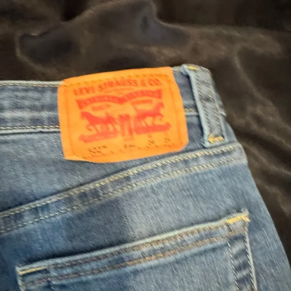 Levi’s jeans boys size 8 Regular ❤️